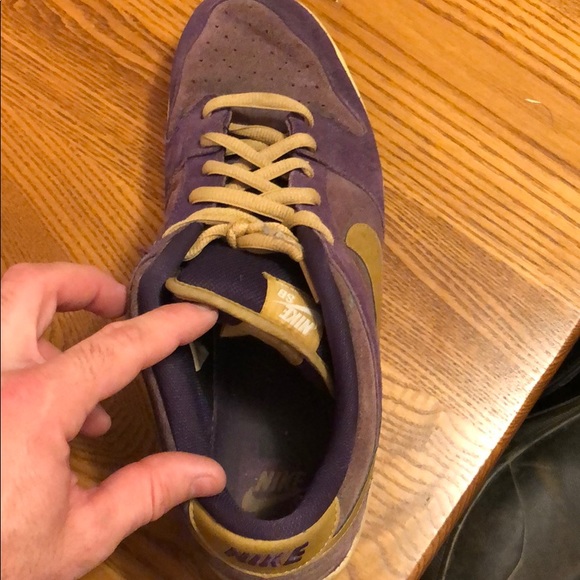 dunks purple and gold